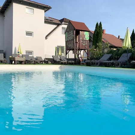 Mese Panzio Zalakaros