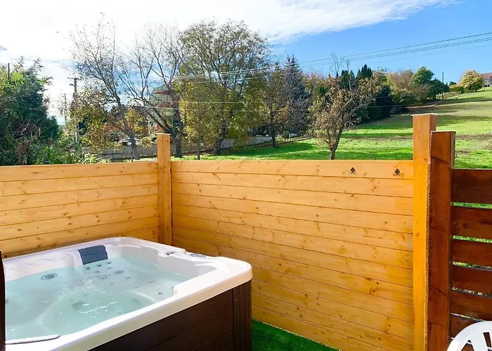 Mese Panzio شقة زلاكاروس